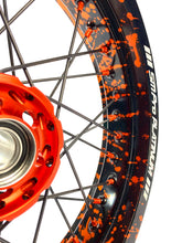 Last inn bildet i Galleri-visningsprogrammet, SM-Pro Platinum Supermoto Wheel Set, KTM / Husky / GasGas - Orange/Black CAMO
